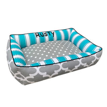 Load image into Gallery viewer, Blue and teal pet bed
