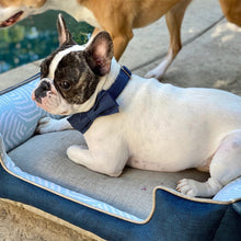 Load image into Gallery viewer, Blue and grey dog bed